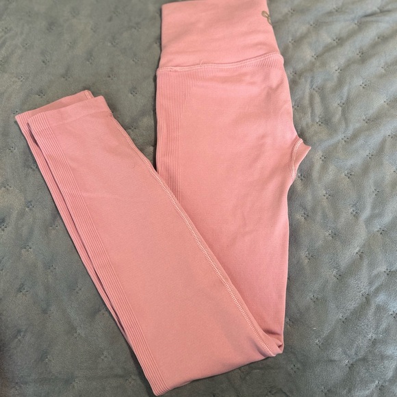 aritzia set - Picture 3 of 4